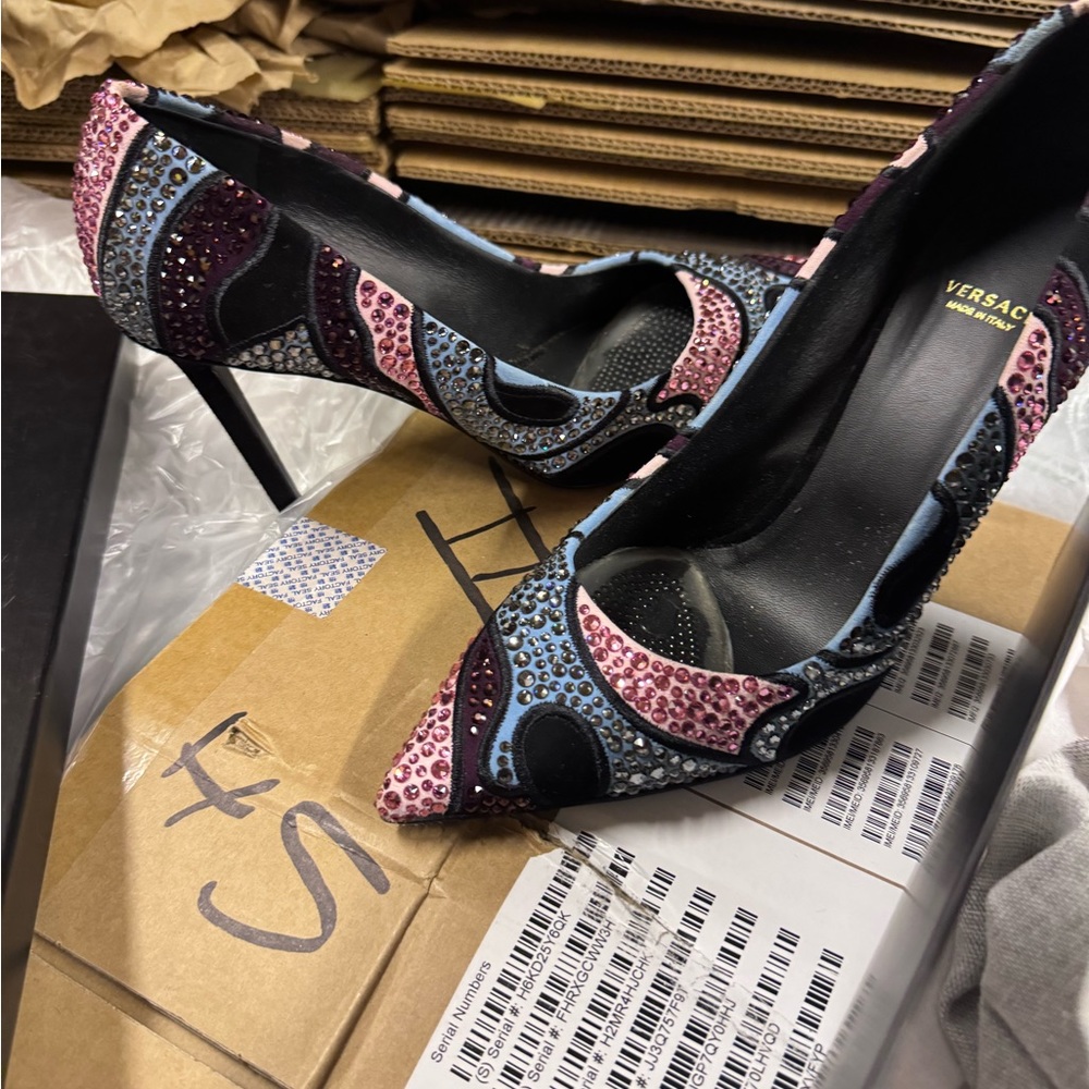 Versace mules 39 1/2